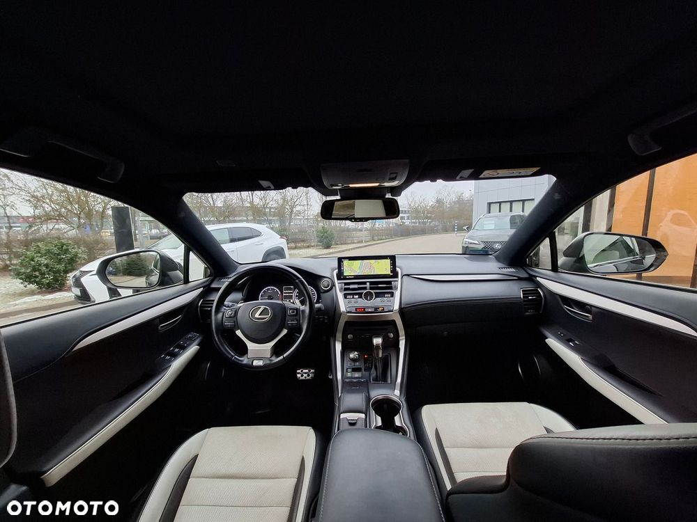 Lexus NX 300 GPF F Sport AWD - 28