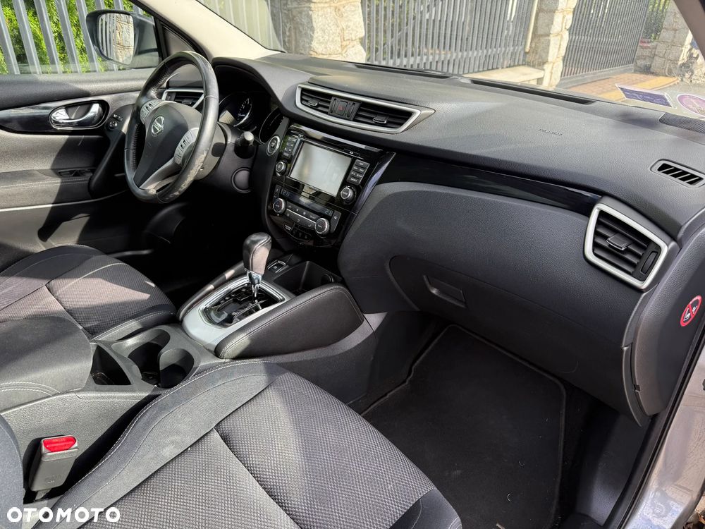 Nissan Qashqai 1.2 DIG-T Xtronic 360 - 12