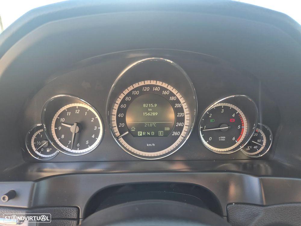 Mercedes-Benz E 250 CDI Elegance BlueEfficiency Auto. - 18