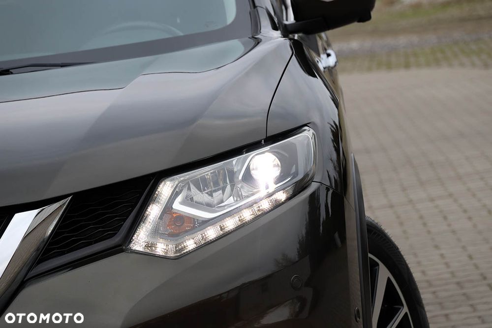 Nissan X-Trail 2.0 dCi ALL-MODE 4x4i Xtronic Tekna - 19