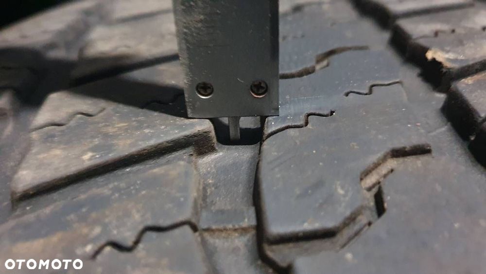 OPONA GOODYEAR WRANGLER SR A 275 60 20 DOT 0618 - 9