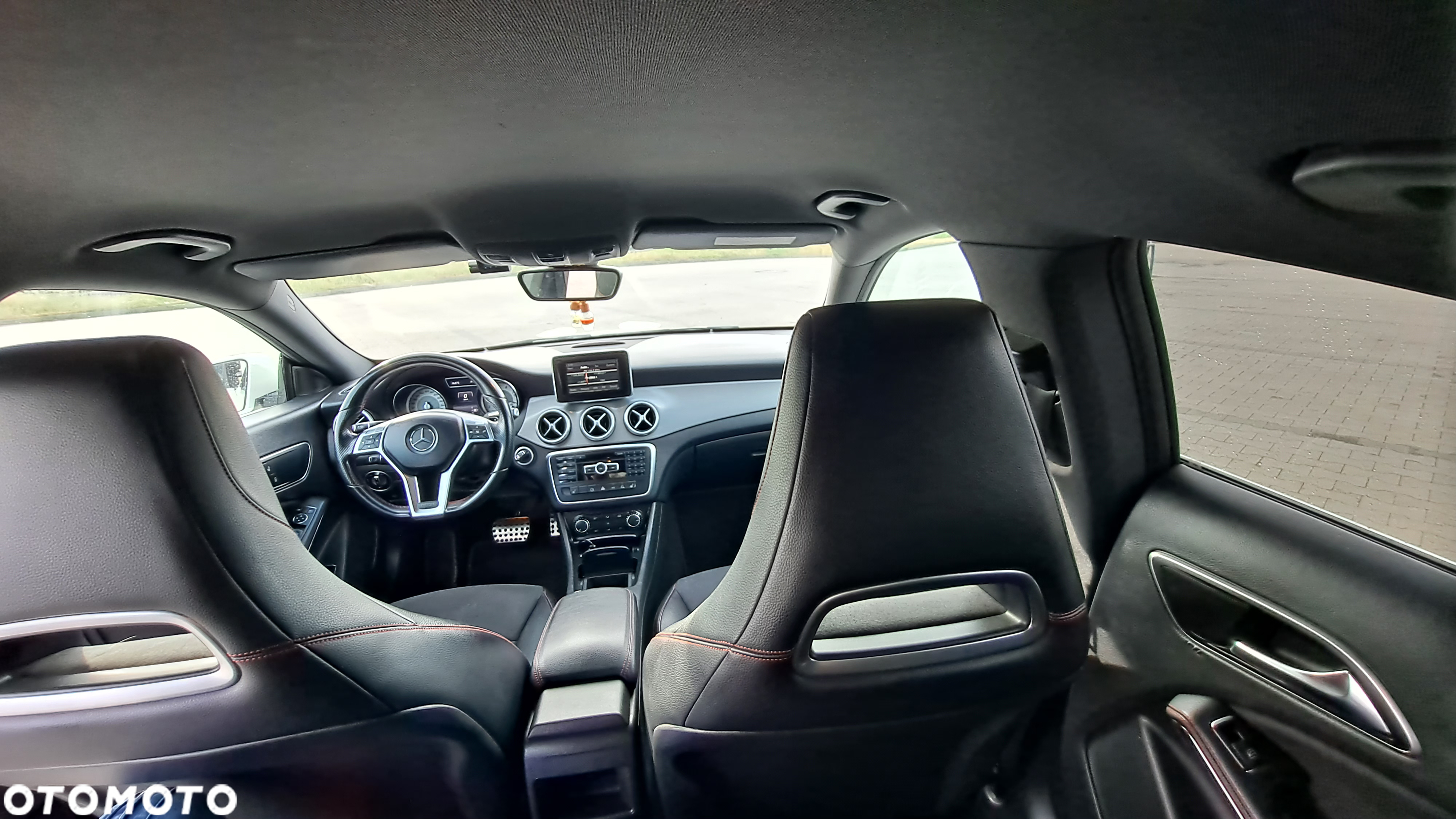 Mercedes-Benz CLA - 18