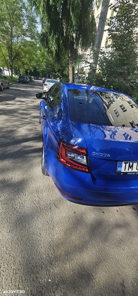 Skoda Octavia 1.6 TDI DSG Style - 7