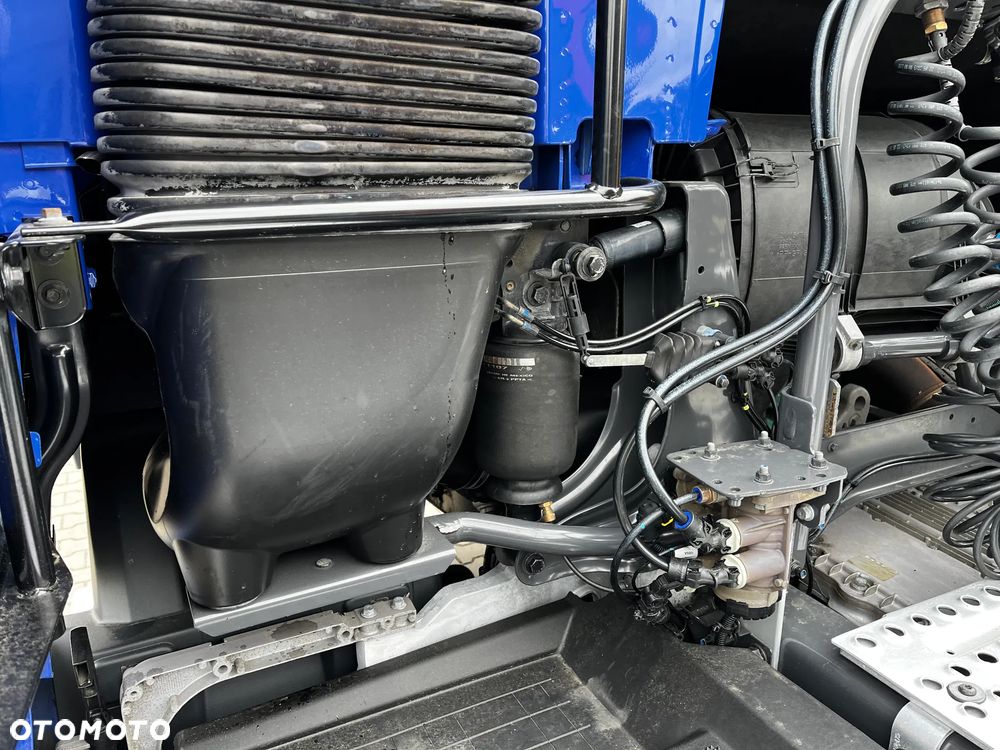 Volvo FH 500 EURO 6 / SPROWADZONY/ SERWISOWANY/KLIMA POSTOJOWA/DWA ZBIORNIKI - 9