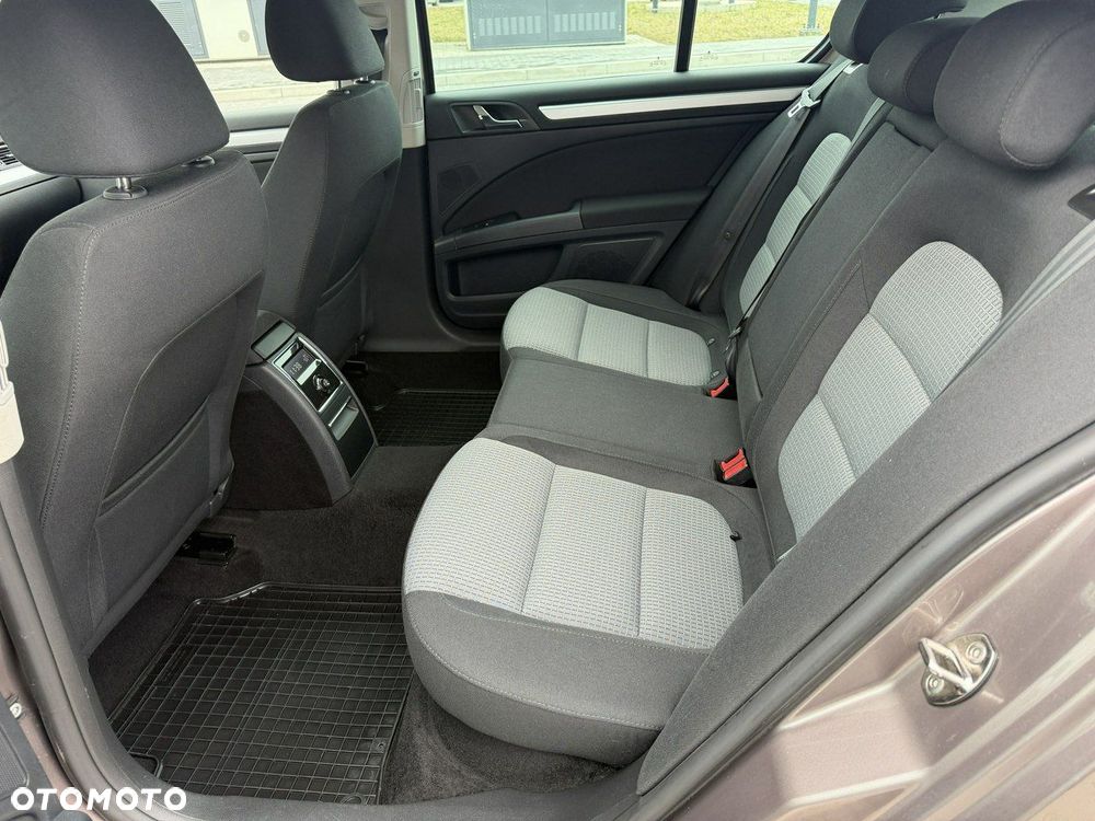 Skoda Superb - 30