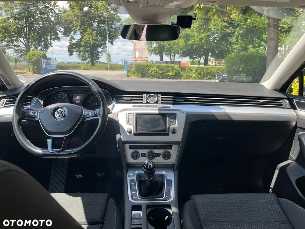 Volkswagen Passat 1.4 TSI BMT ACT Comfortline - 11