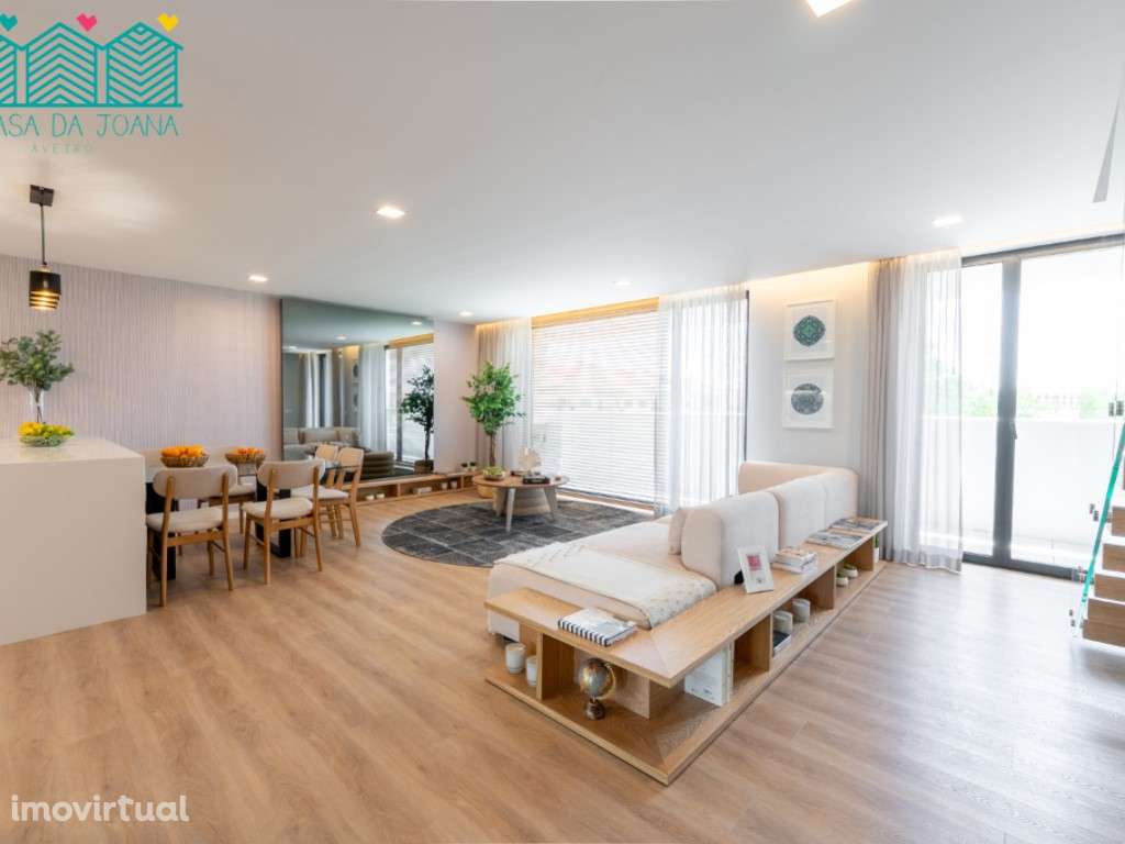 Apartamento T3 Duplex com Lugares de Garagem em Aveiro - Grande imagem: 4/24