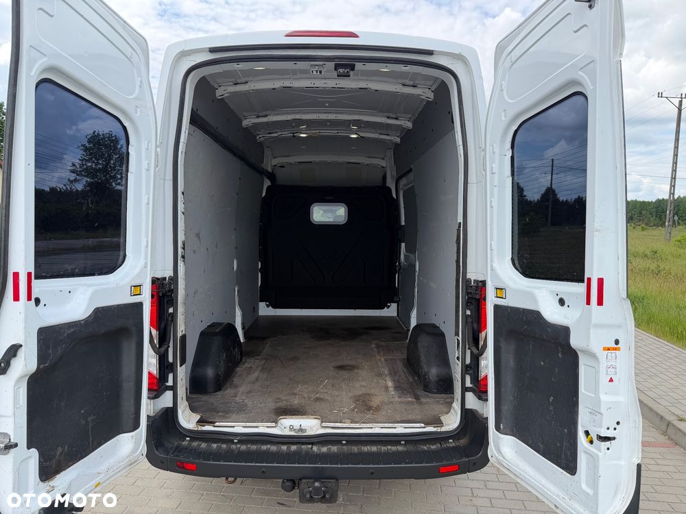 Ford Transit - 15