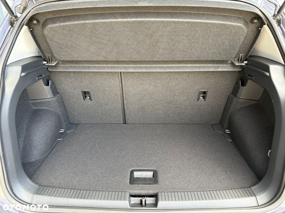 Volkswagen T-Cross - 19