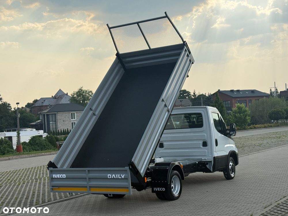 Iveco DAILY 35/50-180 3.0 HPI 180KM BLOKADA MOSTU! WYWROTKA 3-stronna ! 90 tyś km! HAK! Jak Nowy!! - 21