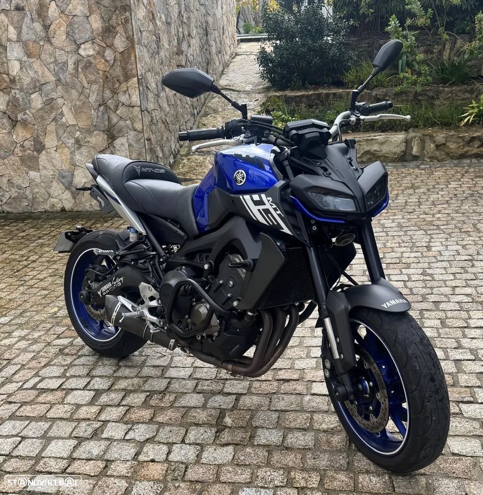 Yamaha MT-09 - 3