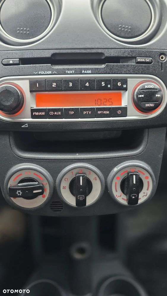 Mitsubishi Colt 1.3 Intense - 8