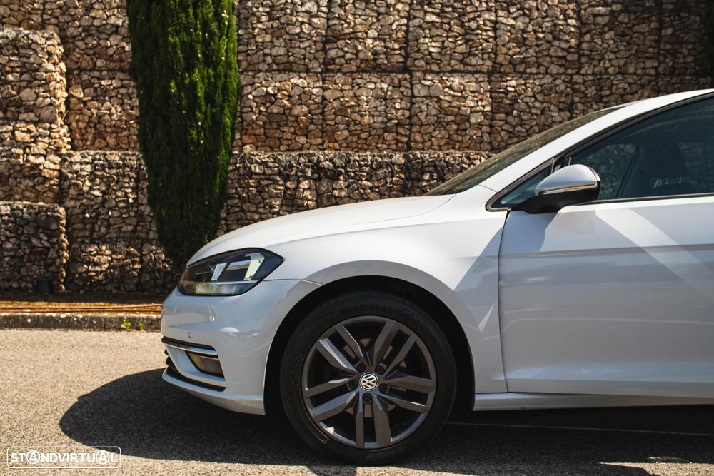 VW Golf 1.6 TDI Highline DSG - 4