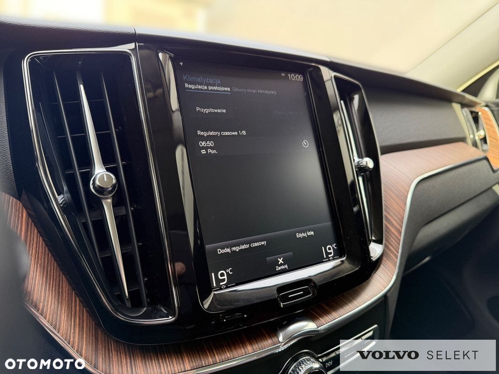 Volvo XC 60 - 21