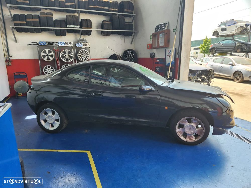 Ford Puma 1.4, gasolina de 1999 ás peças. - 2
