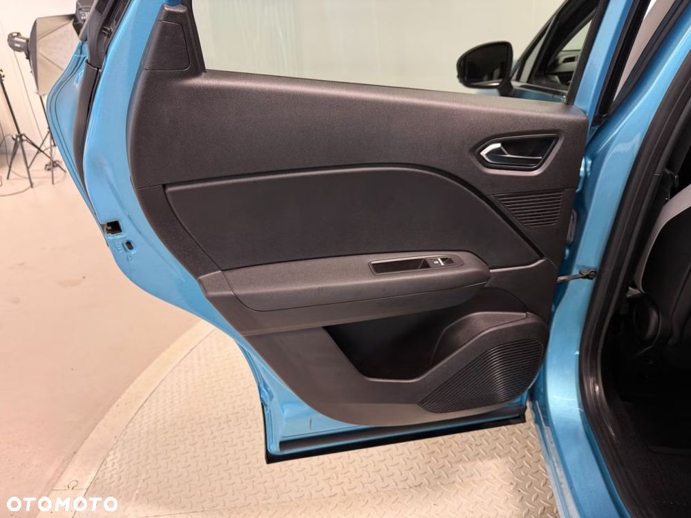 Renault Captur E-TECH 160 INTENS - 32