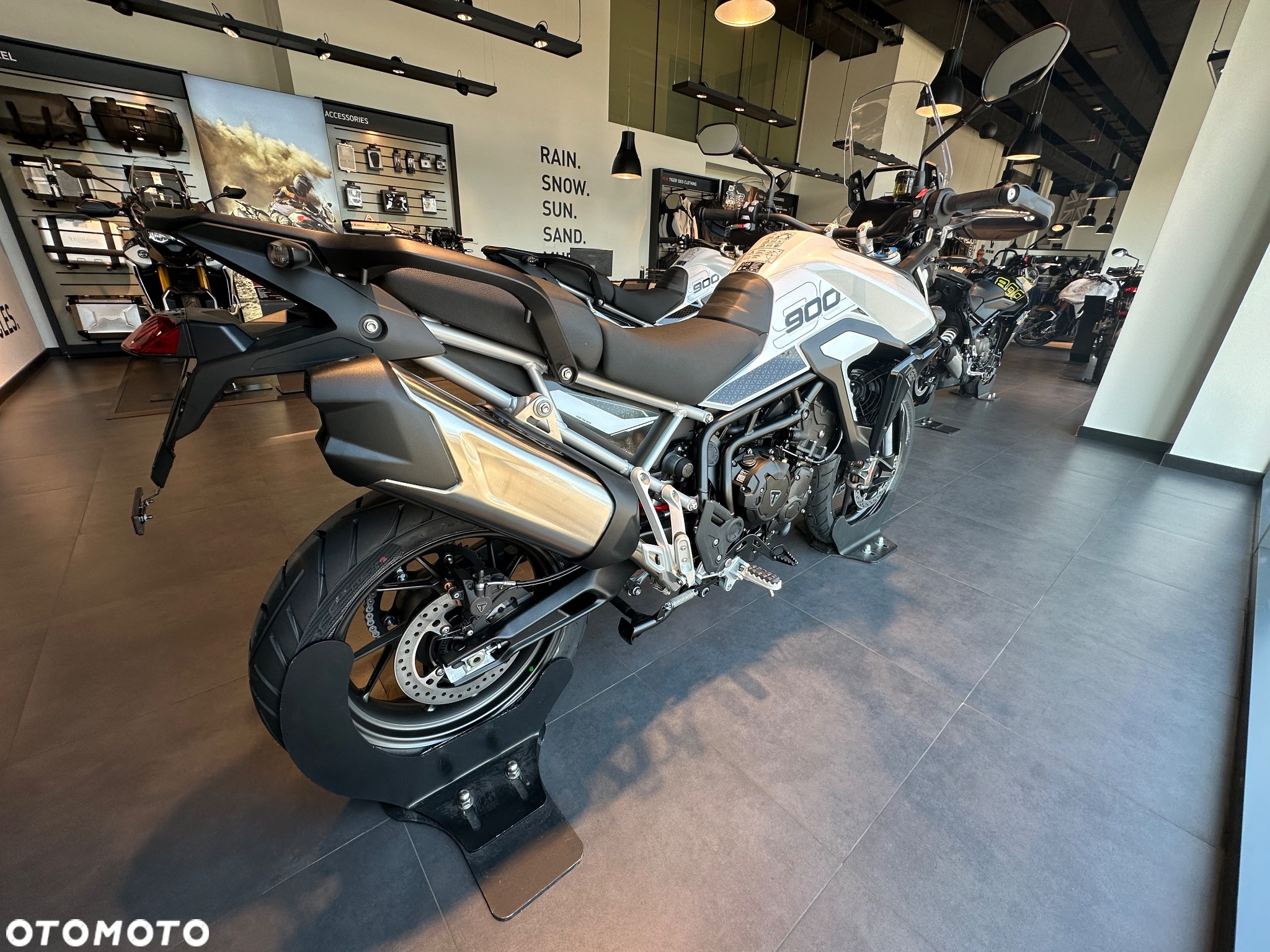 Triumph Tiger - 4