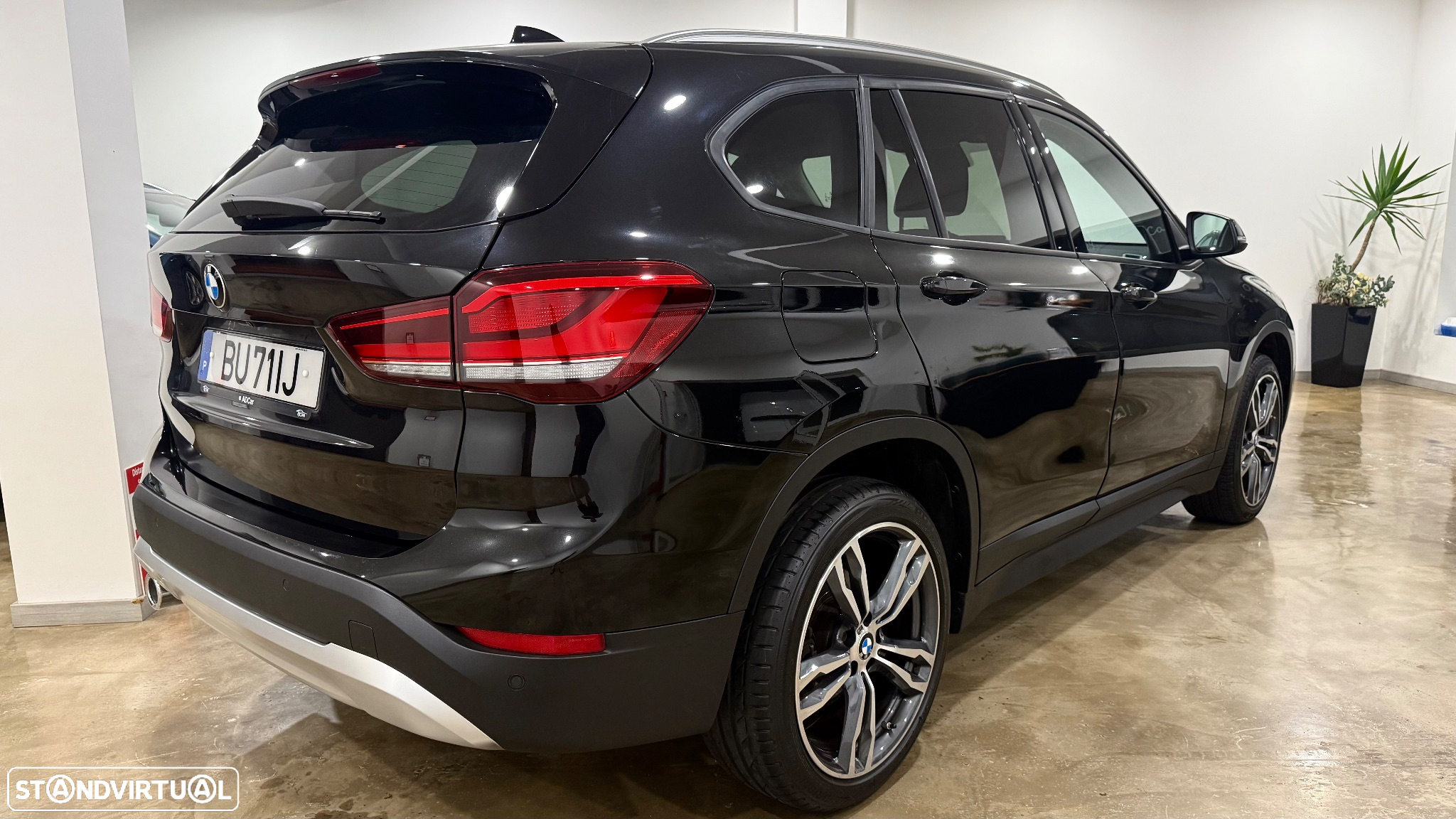 BMW X1 16 d sDrive Line Sport - 3