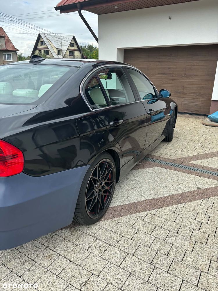 BMW Seria 3 325i - 6