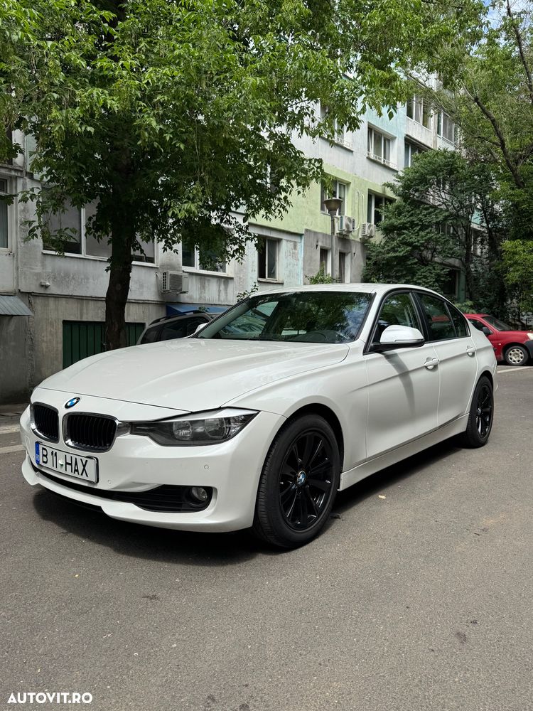 BMW Seria 3 320d EfficientDynamics Edition - 8