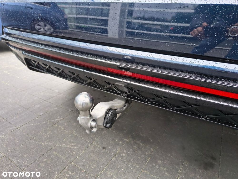 Volkswagen Touareg - 12