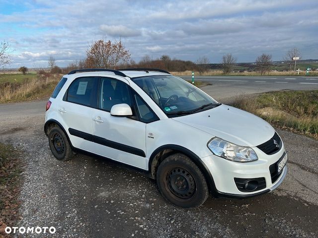 Suzuki SX4 2.0 DDiS 4x4 Comfort - 1