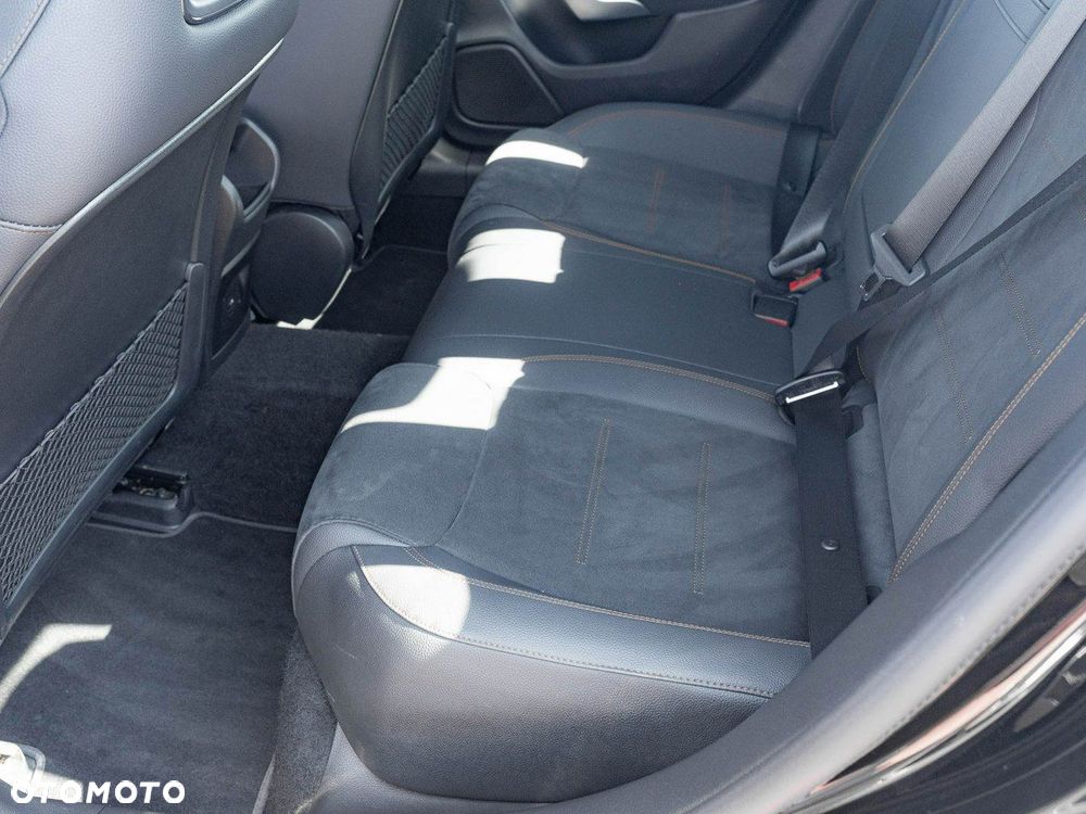 Mercedes-Benz CLA - 29