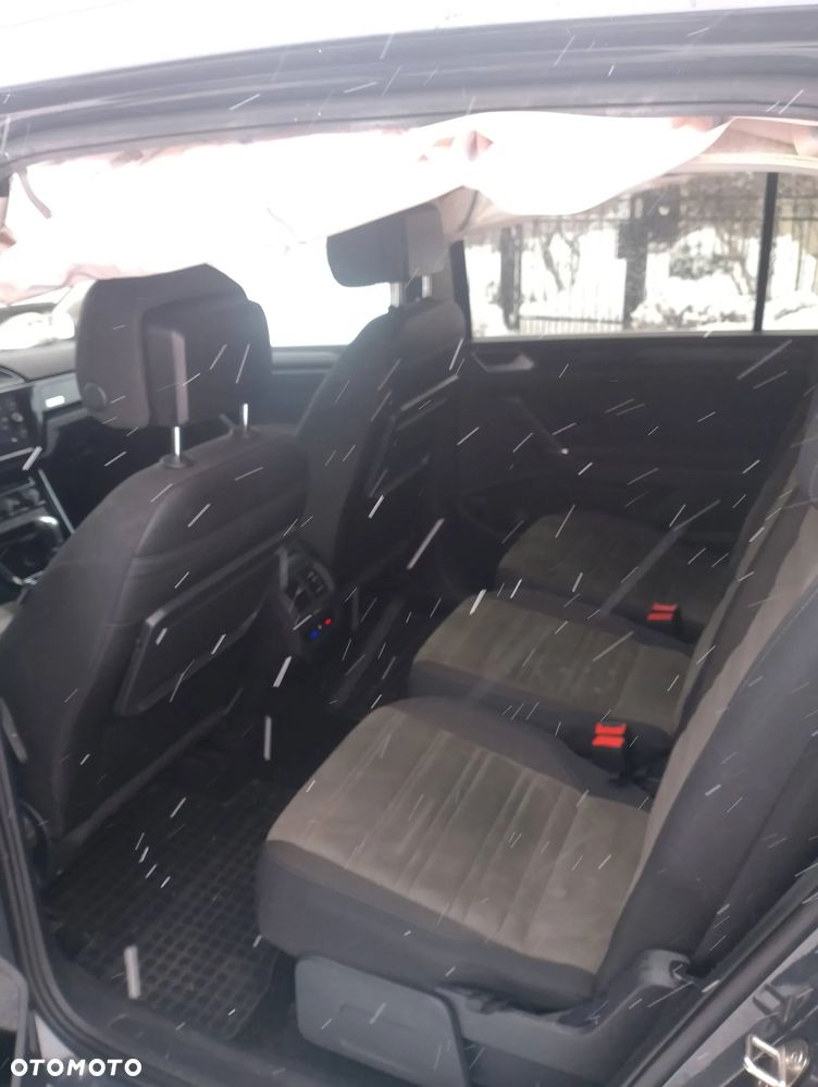 Volkswagen Touran 1.4 TSI BMT Comfortline DSG - 9