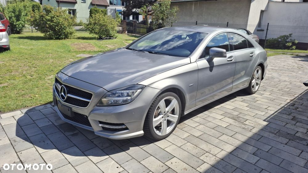 Mercedes-Benz CLS - 6