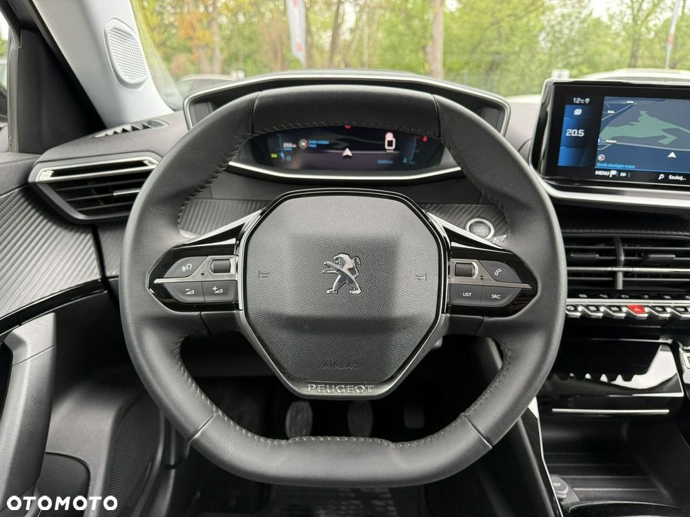 Peugeot 2008 1.2 PureTech Allure Pack S&S - 28