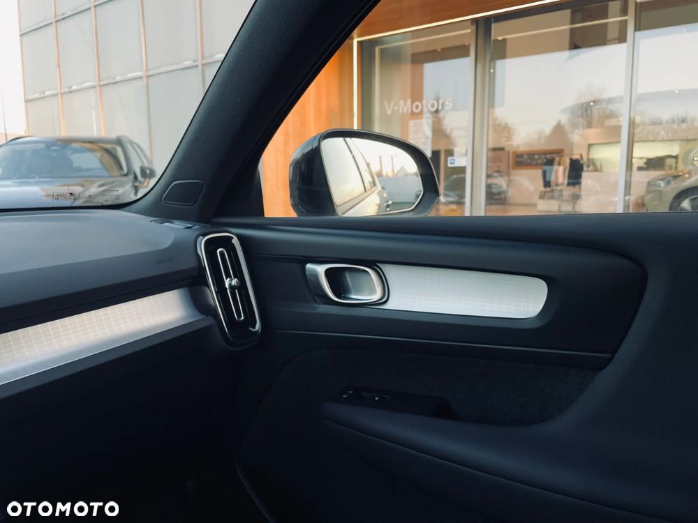 Volvo XC 40 B3 Core - 14