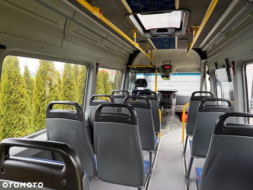 Mercedes-Benz Sprinter City - 8