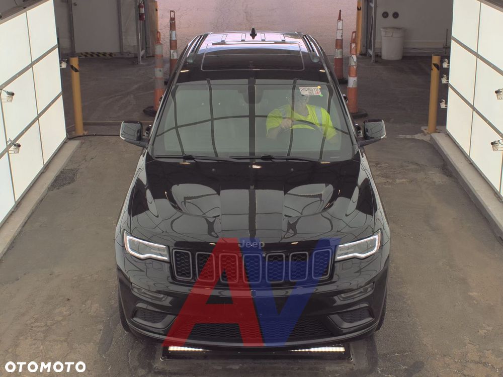 Jeep Grand Cherokee - 2