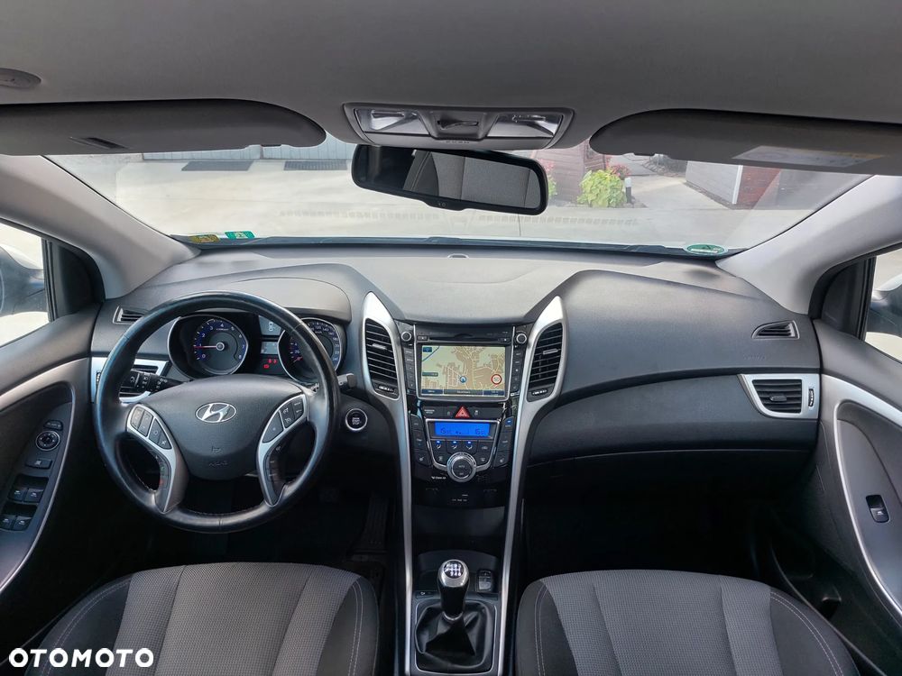 Hyundai i30 blue 1.6 GDI YES Gold - 13