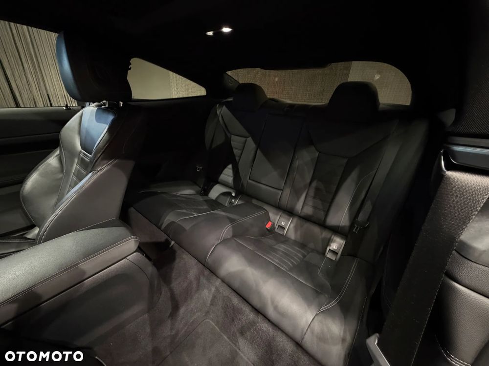 BMW Seria 4 M440i xDrive mHEV sport - 17