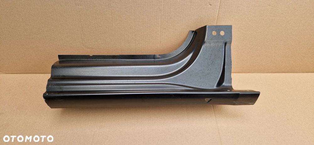 Skoda SuperB 3 III Próg Metalowy Prawy przod 2015-