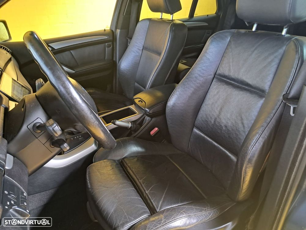 BMW X5 4.4 - 12