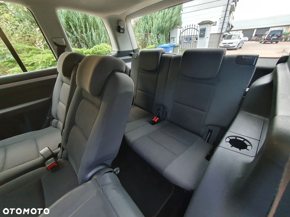 Volkswagen Touran 1.6 TDI DPF Comfortline - 12