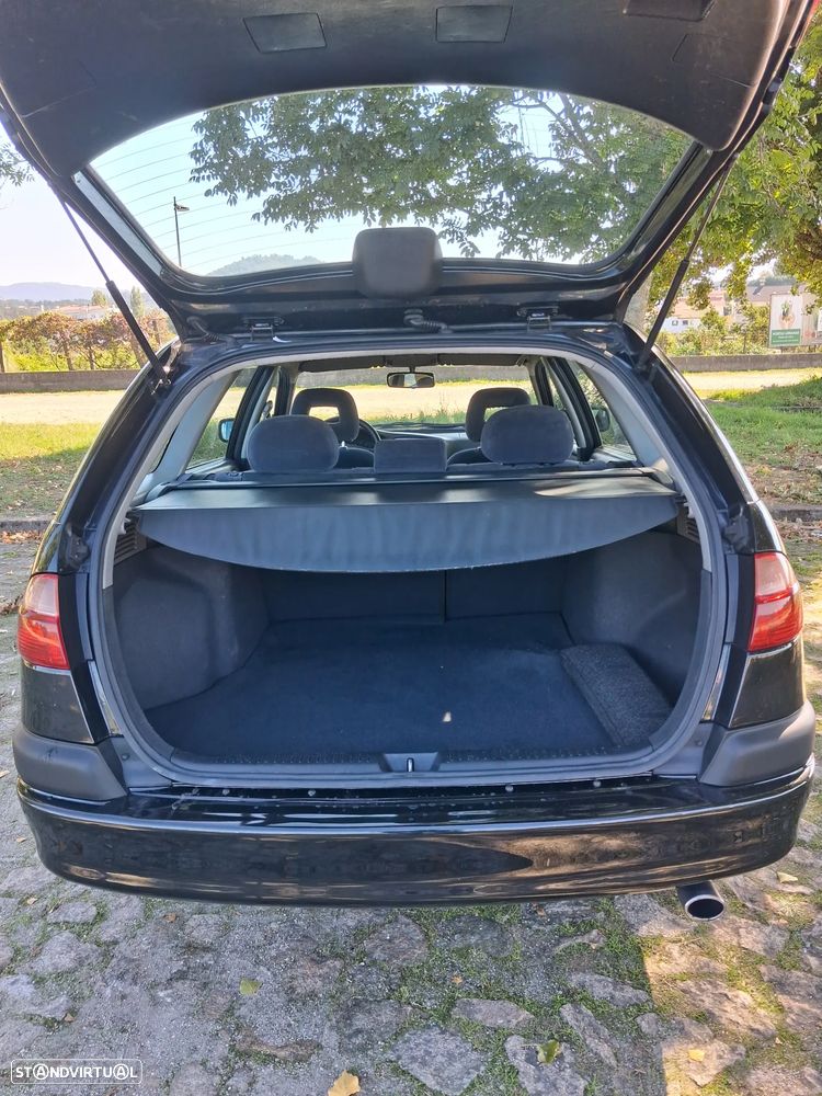 Toyota Avensis - 7