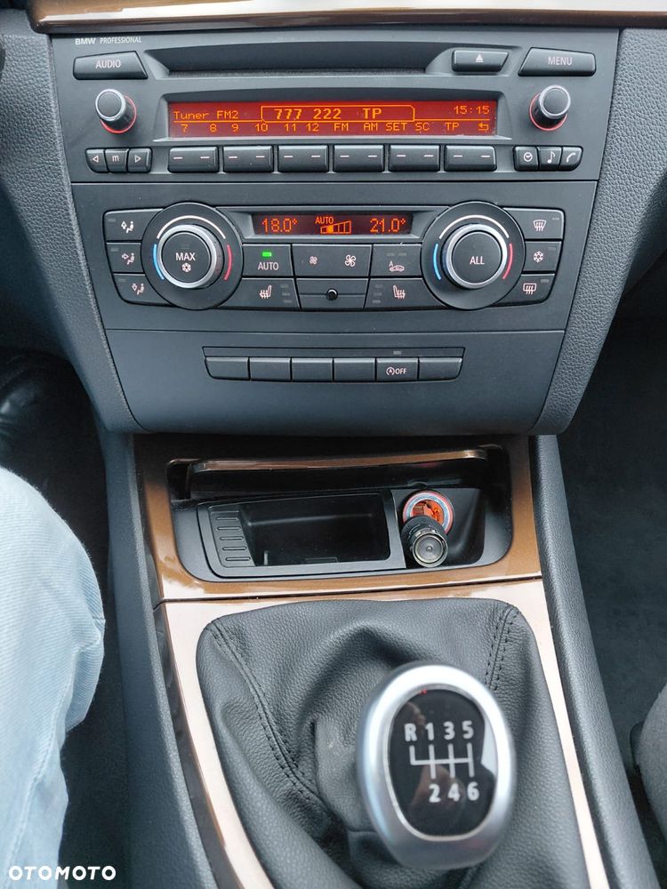 BMW Seria 1 116d DPF Edition Lifestyle - 27