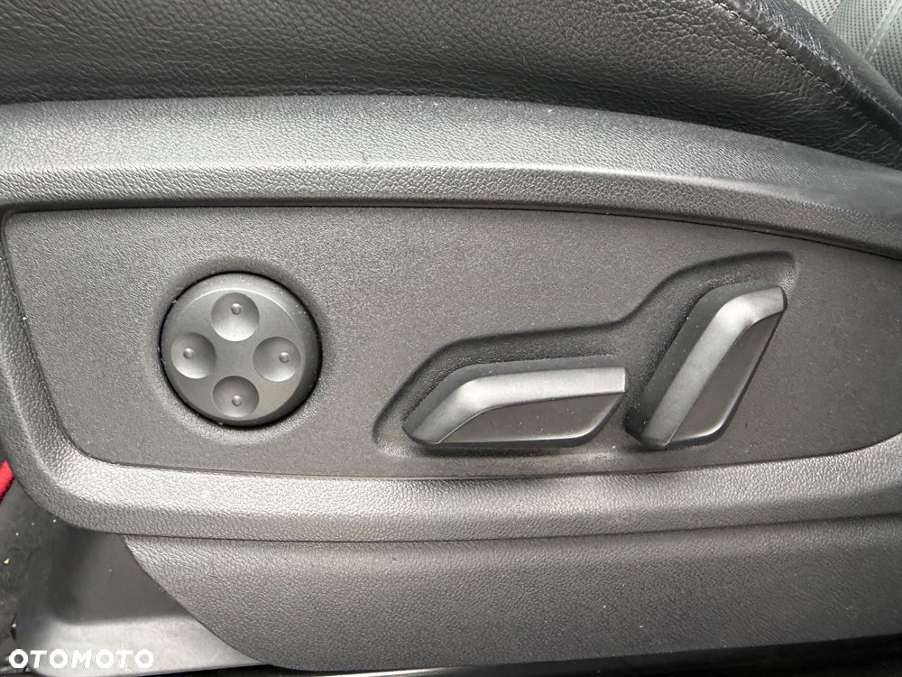 Audi SQ5 - 34