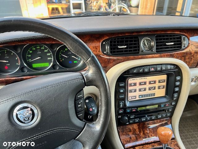 Jaguar XJ XJ6 2.7 D Executive - 10