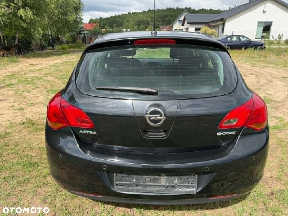 Opel Astra - 14