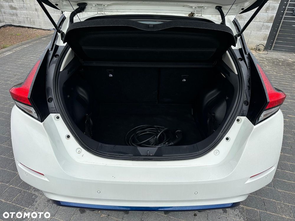 Nissan Leaf 40 kWh N-Connecta - 19