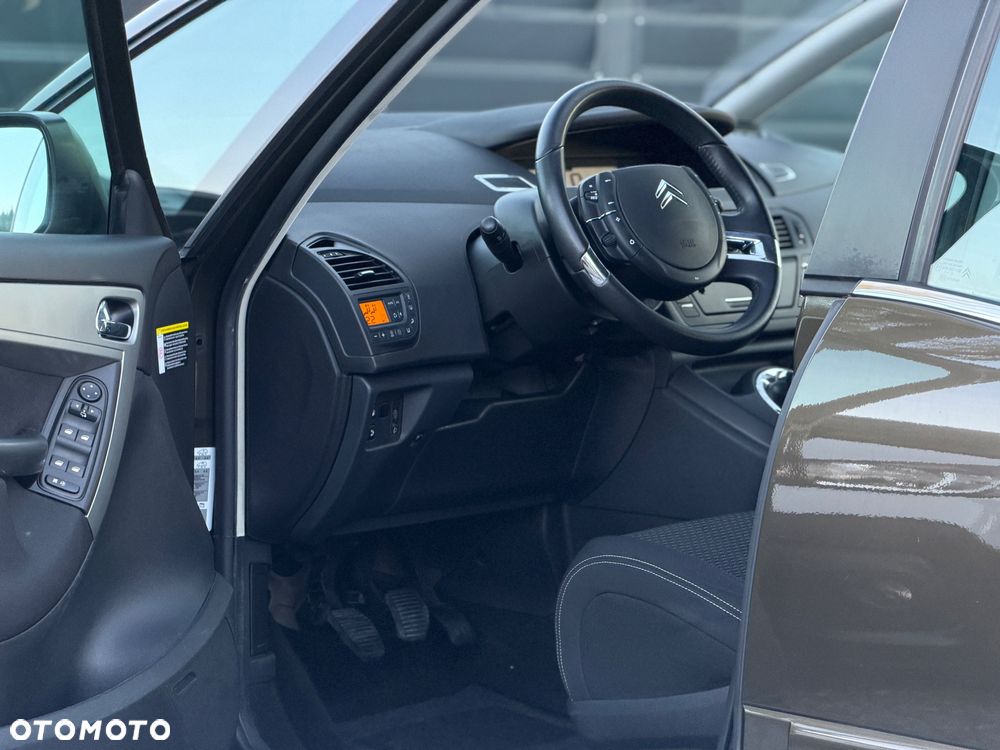 Citroën C4 Picasso - 9