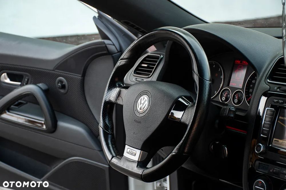 Volkswagen Scirocco 1.4 TSI Perfectline R-Style - 26