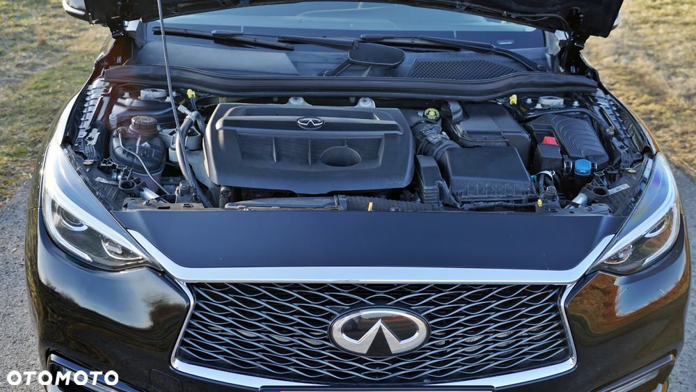 Infiniti Q30 1.5d Premium 7DCT - 9