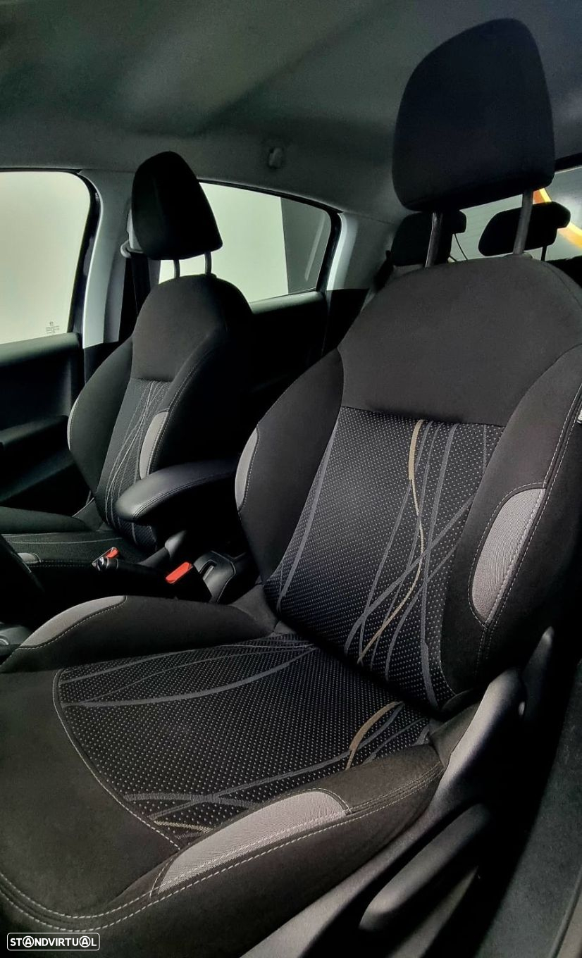 Peugeot 208 1.4 HDi - 9