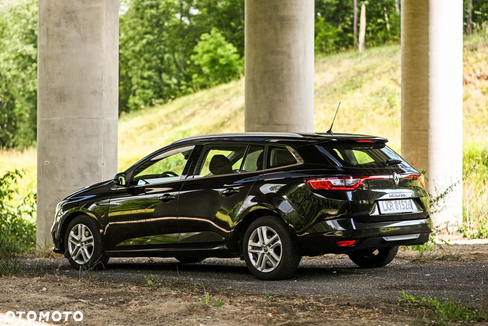 Renault Megane TCe 115 GPF LIMITED - 14