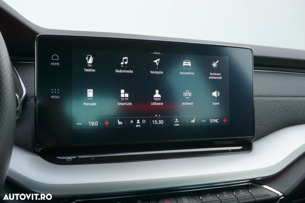 Skoda Octavia 2.0 TDI DSG Style - 30
